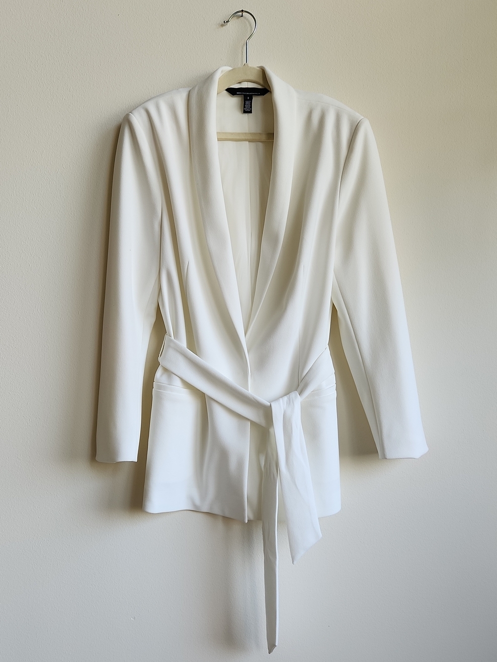 Crepe Fitted Blazer with Removable Belt